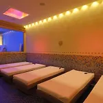 Comfortable Sea-front Flat Bibione