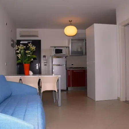 Comfortable Sea-front Flat Apartment *