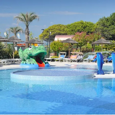 Appartamento Comfortable Sea-front Flat