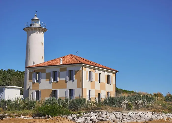 Comfortable Sea-front Flat Apartment